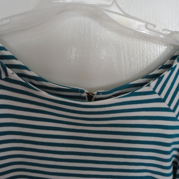 Old Navy White Teal Striped Long Sleeve Blouse - Picture 2 of 6